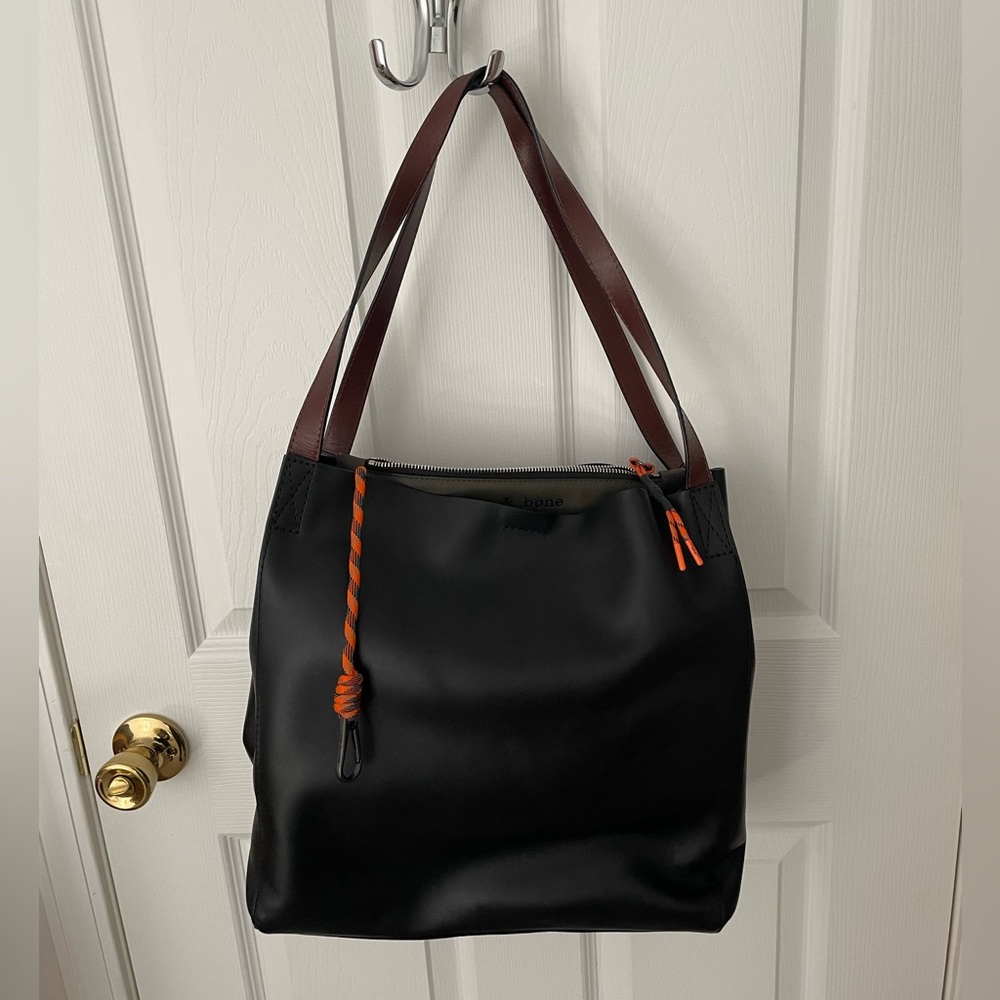 Rag & Bone Passenger Tote in black